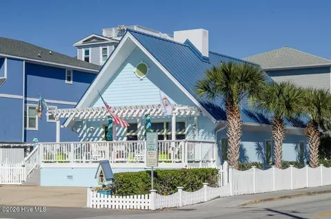 2 W Henderson St, Wrightsville Beach, NC 28480