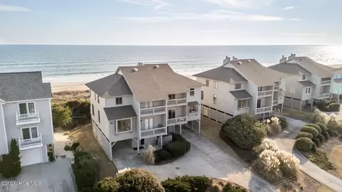 5207 Ocean Dr #B, Emerald Isle, NC 28594