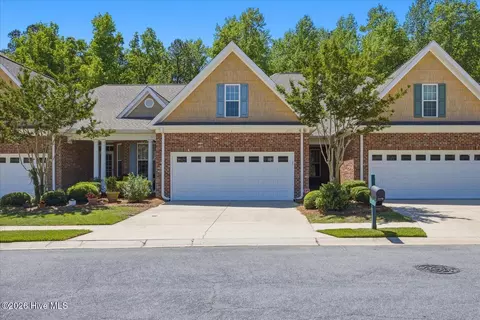 1175 Greensview Cir, Leland, NC 28451
