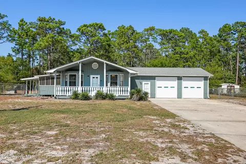 1021 Filmore St, Southport, NC 28461