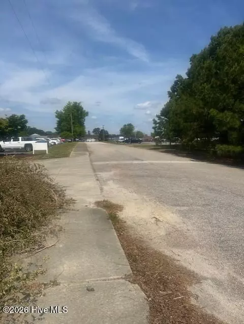 000 E Mckay St, Elizabethtown, NC 28337