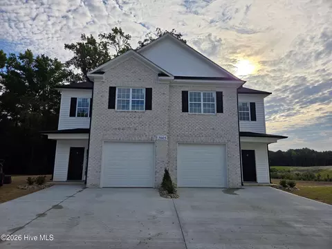 2005 Dartford Dr #B, Greenville, NC 27834