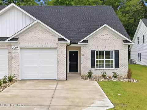 2008 Dartford Dr #B, Greenville, NC 27834