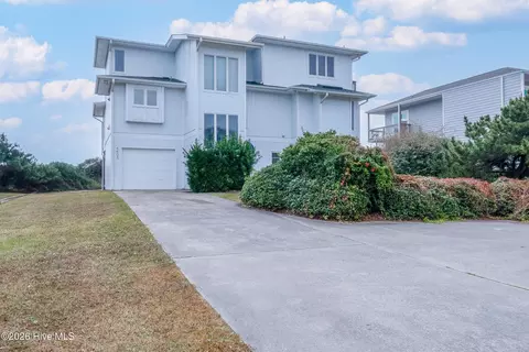 6605 Ocean Dr, Emerald Isle, NC 28594