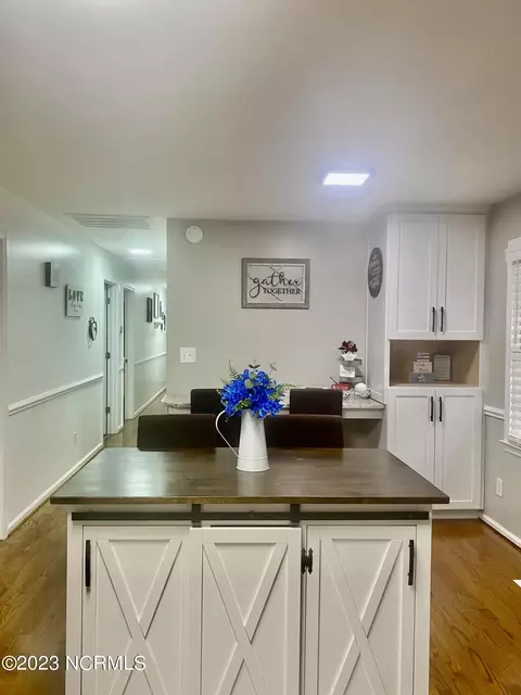 Dining - 166 Pine Tree Ln, Chadbourn, NC 28431 photo 1 of 1