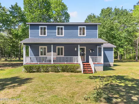 6928 Bayfield Ln NW, Ocean Isle Beach, NC 28469