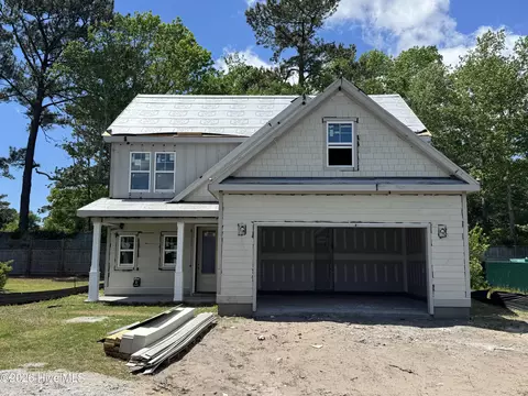 2027 Greenside Manor Dr SW, Ocean Isle Beach, NC 28469