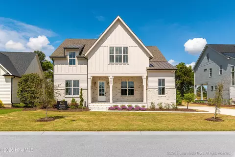 200 Pine Tree Pt, Snow Hill, NC 28580