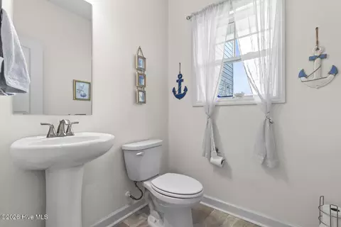 Bath - 603 Mayapple Ln, Hubert, NC 28539 photo 1 of 3
