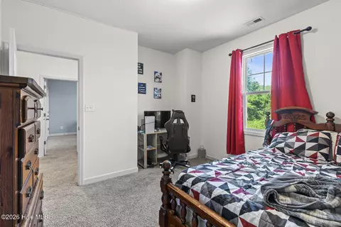 Bedroom - 603 Mayapple Ln, Hubert, NC 28539 photo 9 of 9