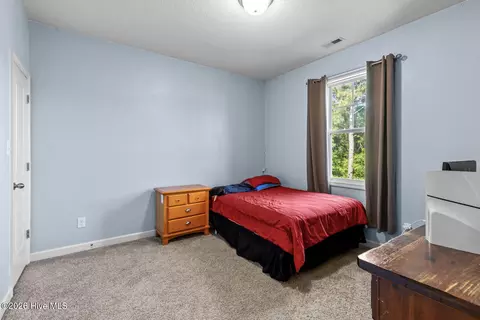 Bedroom - 603 Mayapple Ln, Hubert, NC 28539 photo 6 of 9