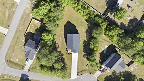 View/Area - 603 Mayapple Ln, Hubert, NC 28539 photo 2 of 6