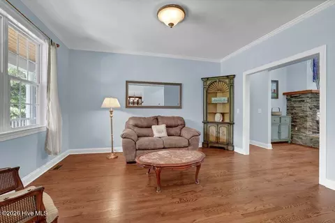 Living - 114 Killdeer Dr, Hampstead, NC 28443 photo 1 of 4