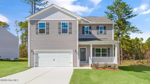 3072 Platinum Cir, West End, NC 27376