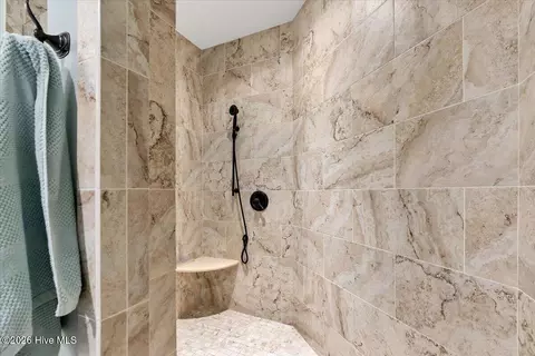 Bath - 52 Greencastle Dr, Pinehurst, NC 28374 photo 4 of 9