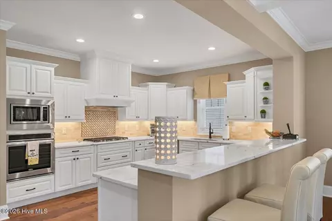 Kitchen - 52 Greencastle Dr, Pinehurst, NC 28374 photo 7 of 7