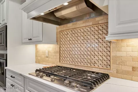 Kitchen - 52 Greencastle Dr, Pinehurst, NC 28374 photo 6 of 7