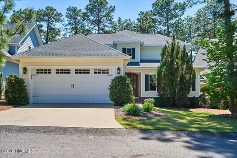 52 Greencastle Dr, Pinehurst, NC 28374