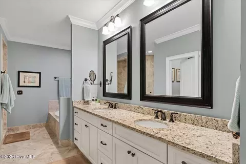 Bath - 52 Greencastle Dr, Pinehurst, NC 28374 photo 1 of 9