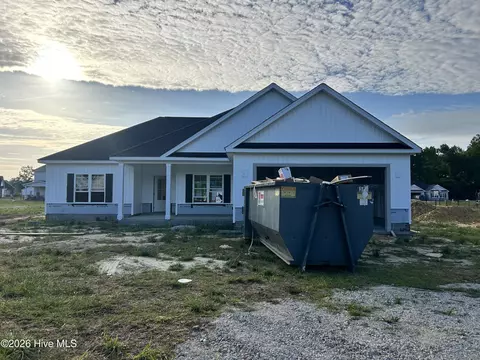 3731 Chatsworth Dr, La Grange, NC 28551