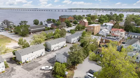 315 River Walk, New Bern, NC 28560