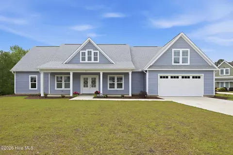 515 Bluff View Ln, Swansboro, NC 28584