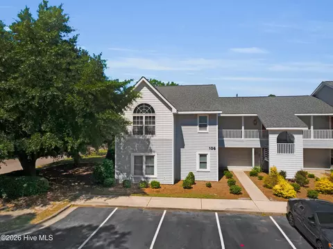106 W Victoria Ct #A, Greenville, NC 27834