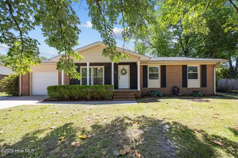 202 Stratford Rd, Havelock, NC 28532