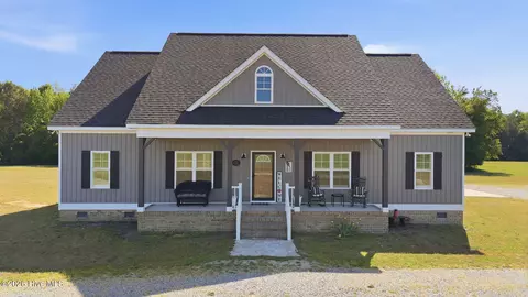 8487 Bend Of The River Rd, Rocky Mount, NC 27803