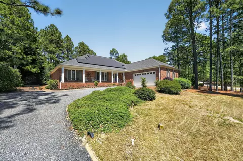 102 Owens Cir, Seven Lakes, NC 27376