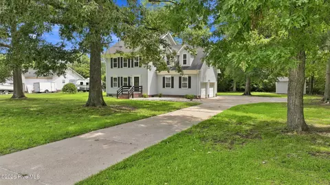 2347 Tulls Creek Rd, Moyock, NC 27958