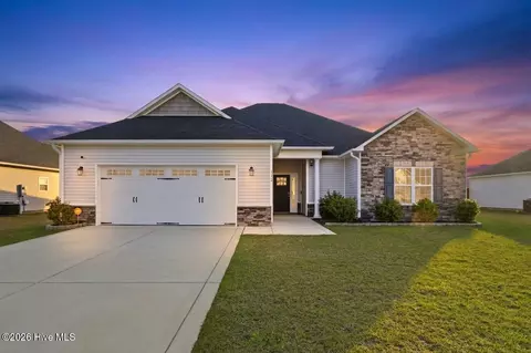 312 Wood House Dr, Jacksonville, NC 28546