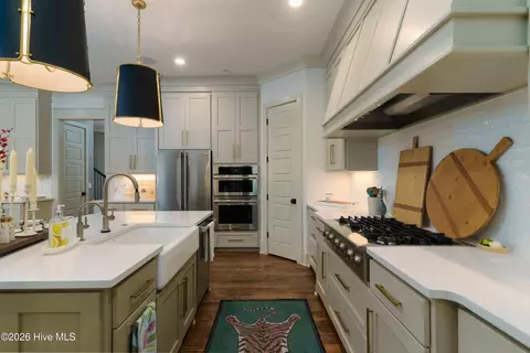 Kitchen - 10 Deepdale Ln, Pinehurst, NC 28374 photo 3 of 4