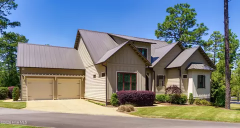 10 Deepdale Ln, Pinehurst, NC 28374