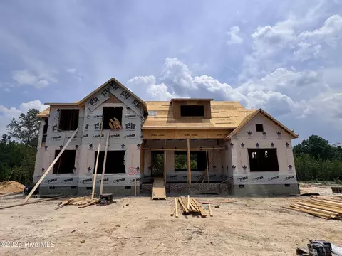 215 Schmidt Ln, Cameron, NC 28326