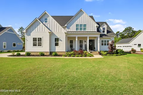 3829 Bay Colony Rd NE, Leland, NC 28451