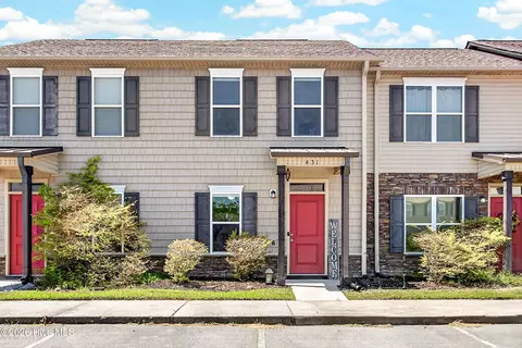 431 Sullivan Loop Rd, Midway Park, NC 28544