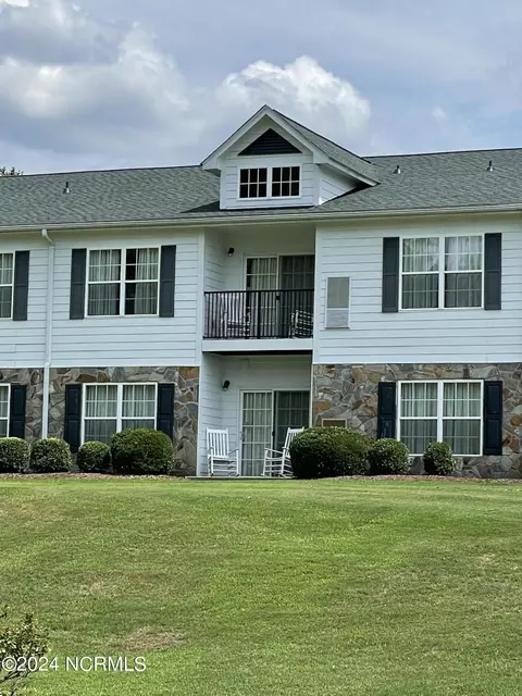 490 Little River Farm Blvd #A104, Carthage, NC 28327