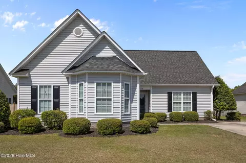 3200 Pacolet Dr, Greenville, NC 27834