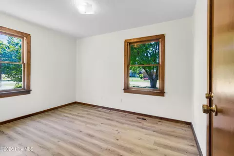 Bedroom - 720 Poplar St, Faison, NC 28341 photo 2 of 4