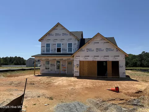 46 Baxley Dr, Dunn, NC 28334