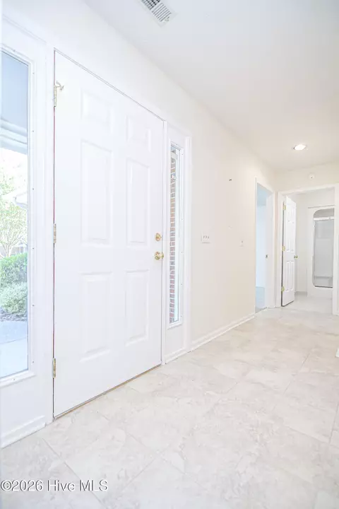 Entry Way - 30 Gull Ln, Pinehurst, NC 28374 photo 2 of 2