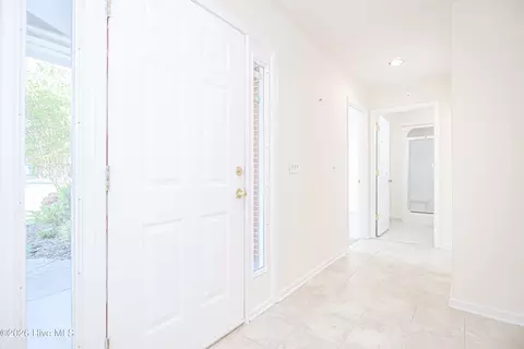 Entry Way - 30 Gull Ln, Pinehurst, NC 28374 photo 1 of 2