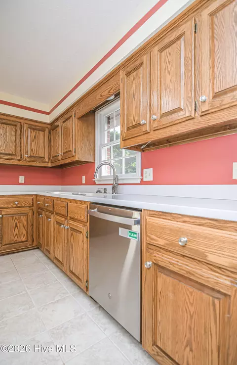 Kitchen - 30 Gull Ln, Pinehurst, NC 28374 photo 3 of 4
