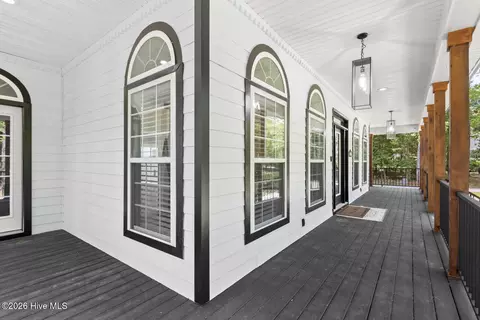 Exterior - 108 Canvasback Pt, Hampstead, NC 28443 photo 3 of 13