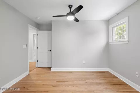 Bedroom - 108 Canvasback Pt, Hampstead, NC 28443 photo 7 of 7