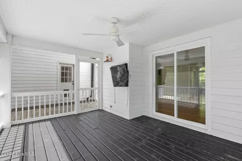 Exterior - 108 Canvasback Pt, Hampstead, NC 28443 photo 8 of 13
