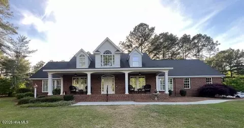 1801 Mcdonald Ave, Hamlet, NC 28345