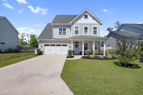 67 Man O War Ln, Hampstead, NC 28443