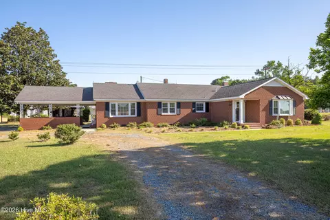 4490 Harnett Dunn Hwy, Dunn, NC 28334